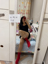 萱萱红色纯棉短袜