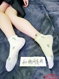 酥酥绿色小花棉袜