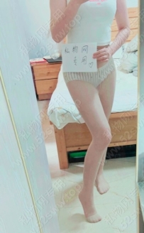 小樱连体肉色丝袜